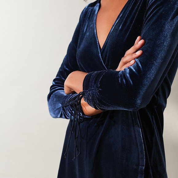 Romper - Picture 2 of 7